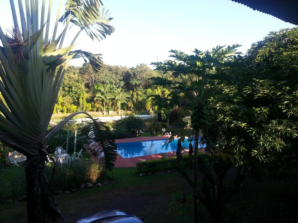 Hotel Los Amigos Puerto Iguazu Exterior photo
